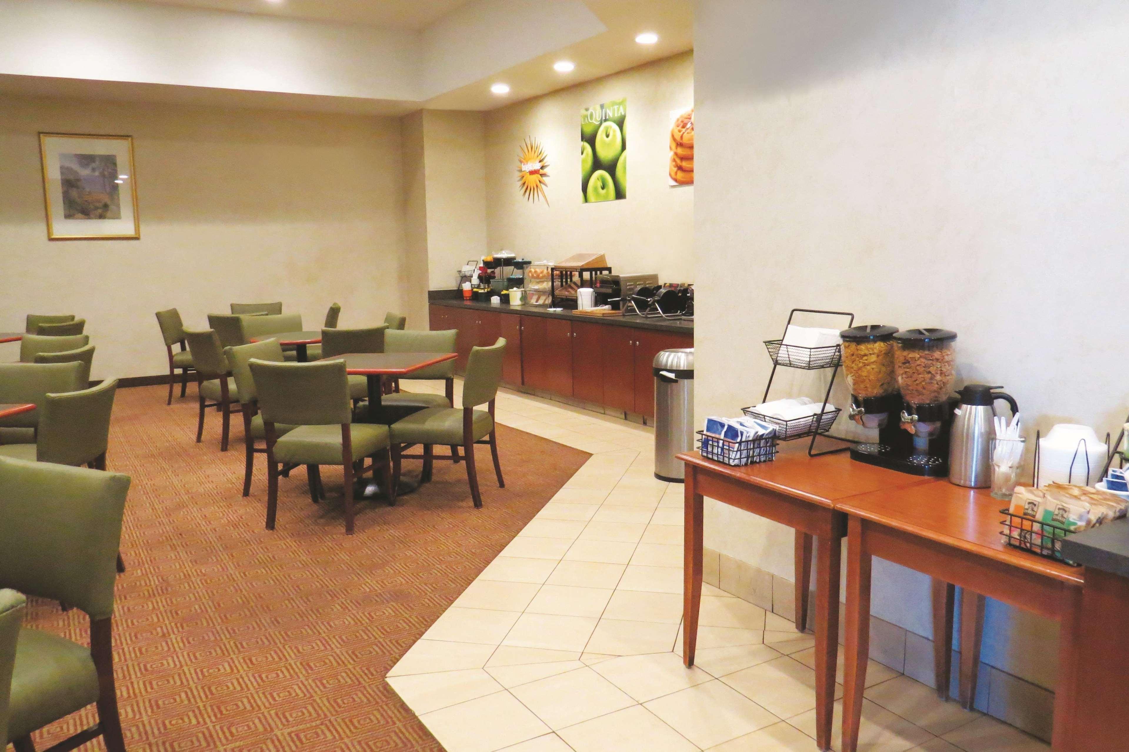 Hotel La Quinta By Wyndham / New York Stamford