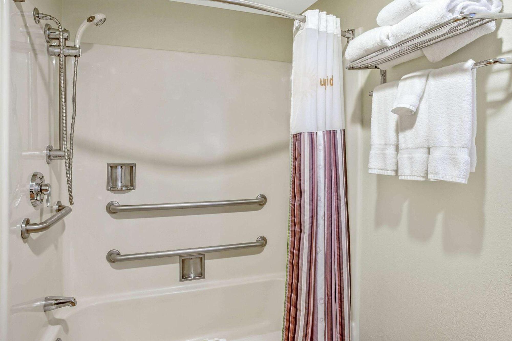 Hotel La Quinta By Wyndham / New York