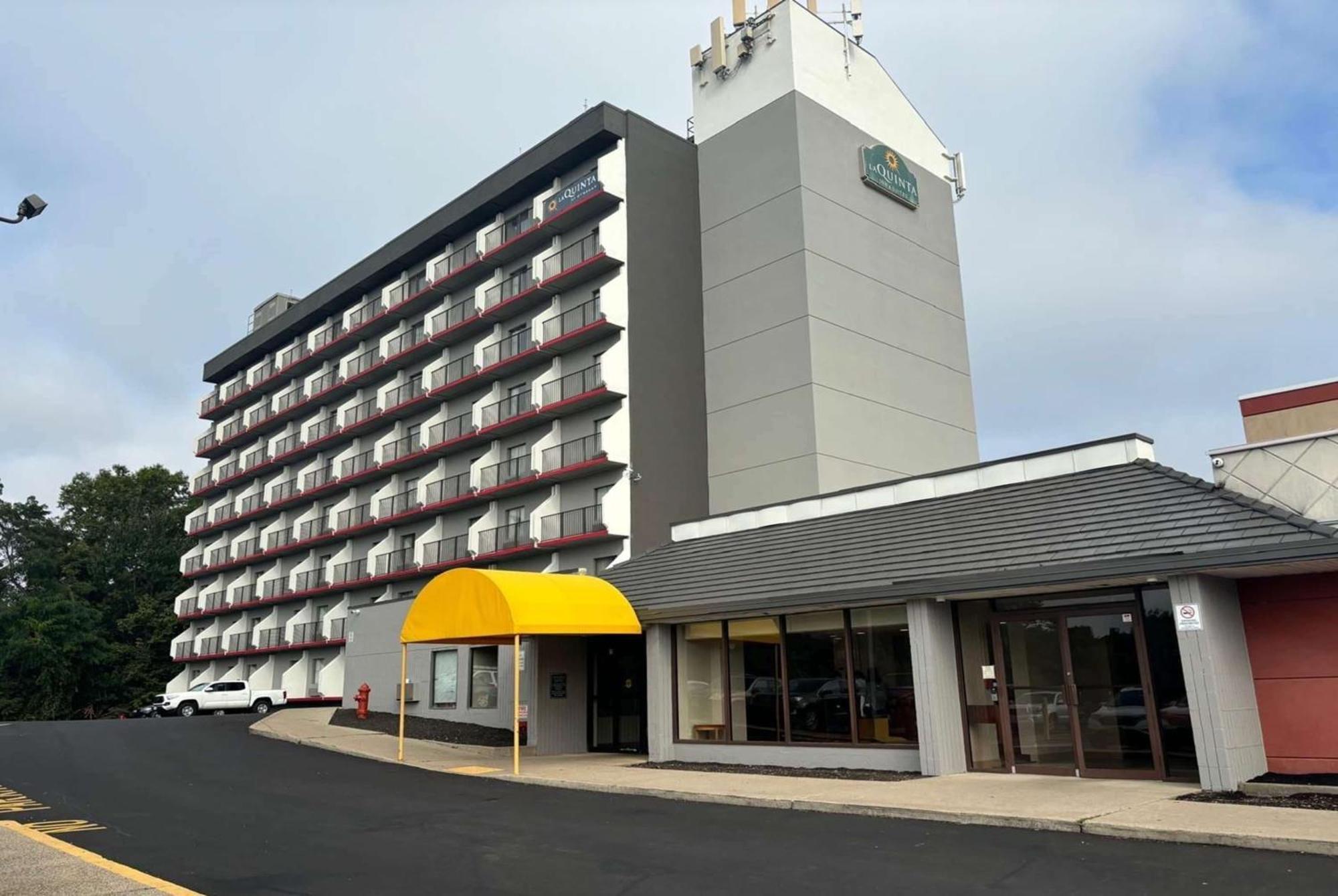 Hotel La Quinta By Wyndham / New York 3*