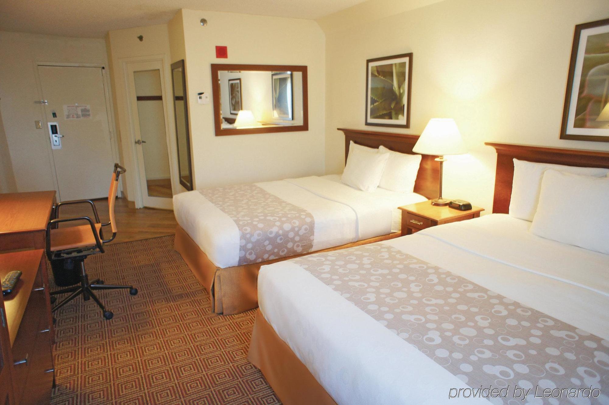 La Quinta By Wyndham / New York 3*