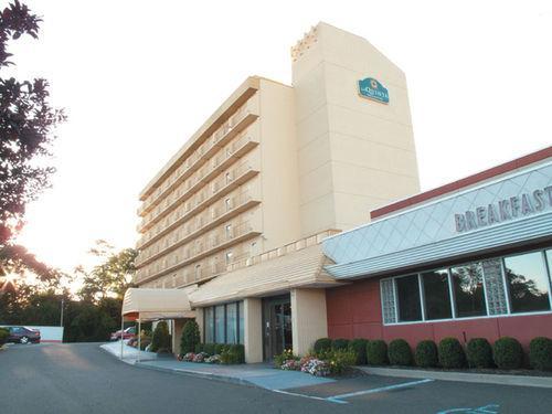 La Quinta By Wyndham / New York City Hotel